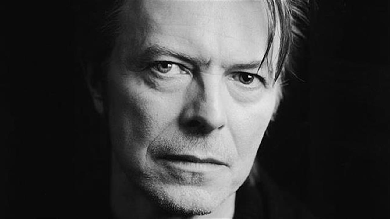 David Bowie: Ένα ποπ είδωλο από άλλον πλανήτη