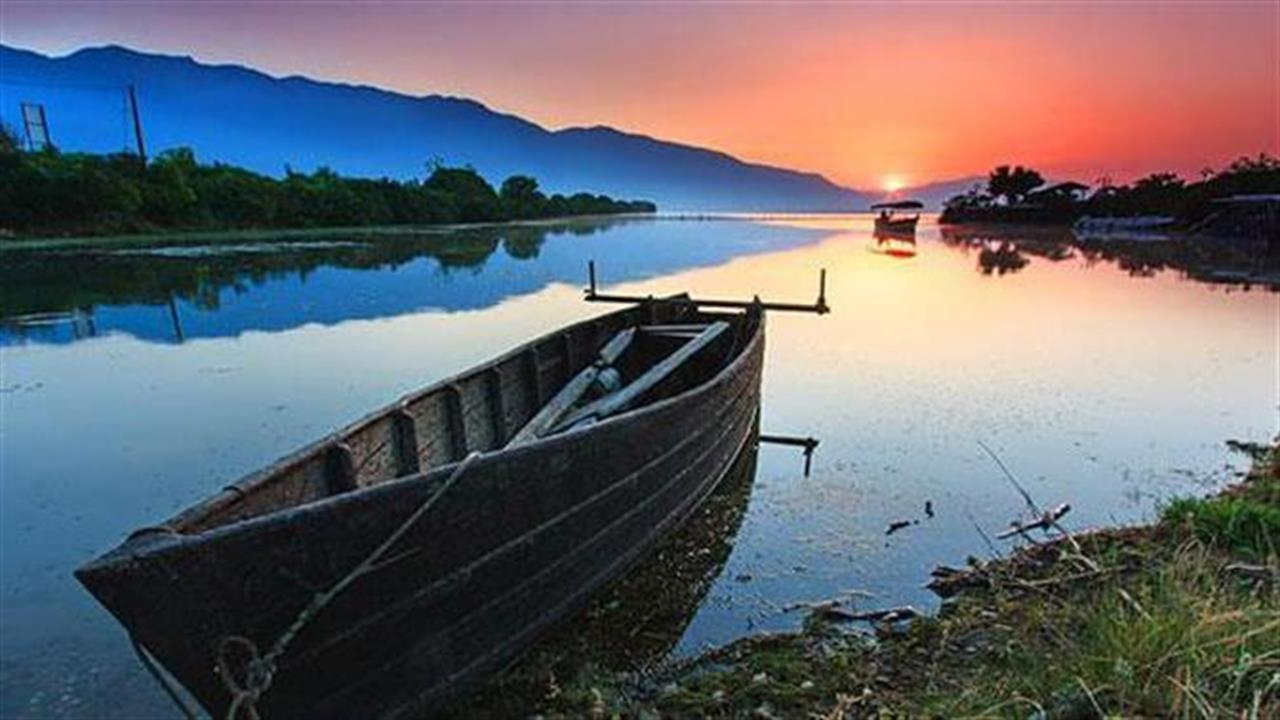 5 ελληνικές λίμνες τέλειες για εκδρομή