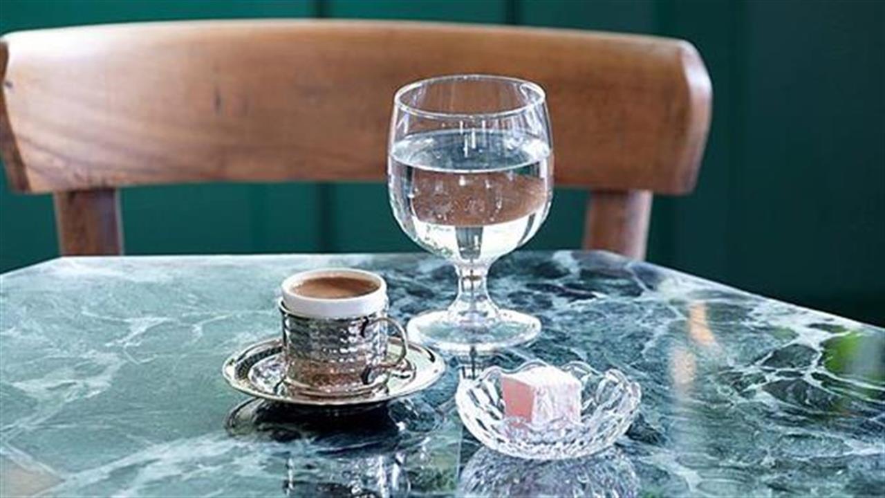 Στο Μοναστηράκι, οι καφέδες μας έχουν θέα Ακρόπολη
