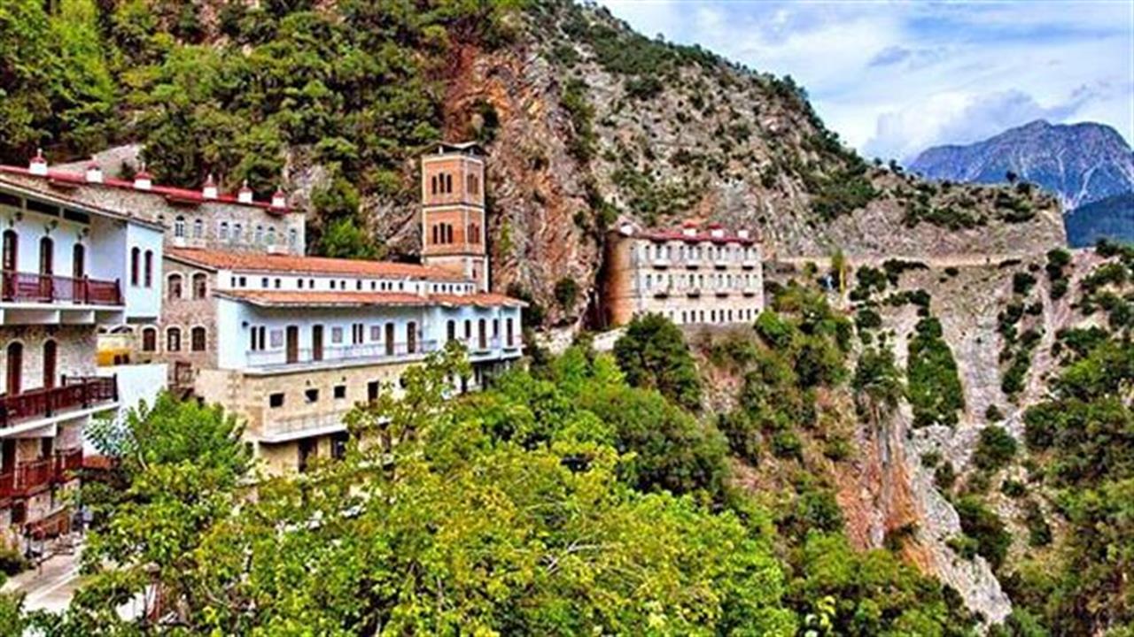 Πανέμορφα μοναστήρια και εκκλησάκια στην Ελλάδα