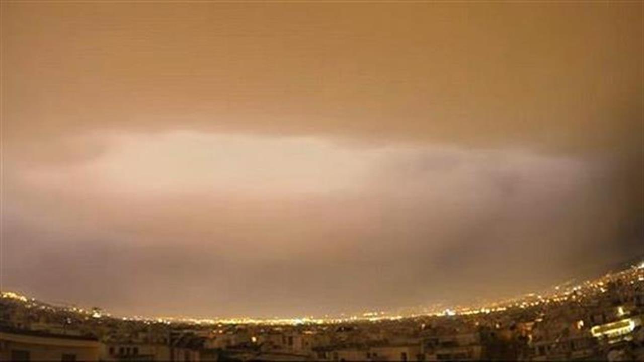 Video: Η Αθήνα στο έλεος της καταιγίδας