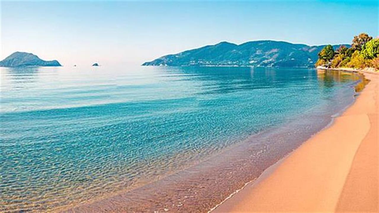 30 κορυφαίες παραλίες στην Ελλάδα