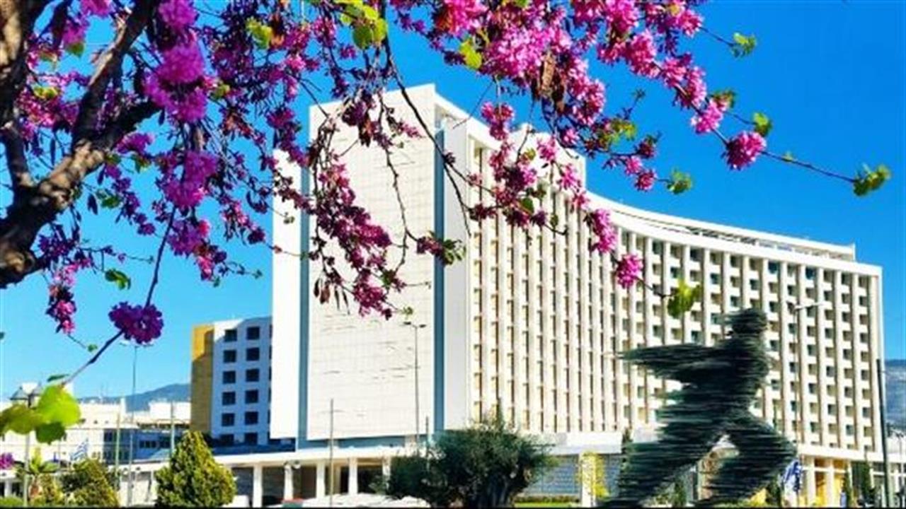Το Hilton Αθηνών, ιδανικός προορισμός για διακοπές στην πόλη, ανοίγει την 1η Ιουλίου