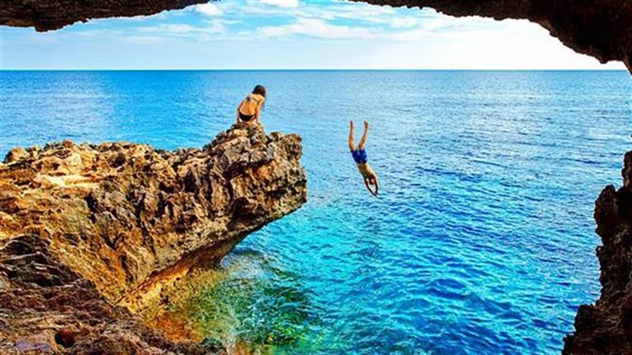 When I say Ayia, you say Napa: Τι να κάνεις στο στολίδι της Κύπρου