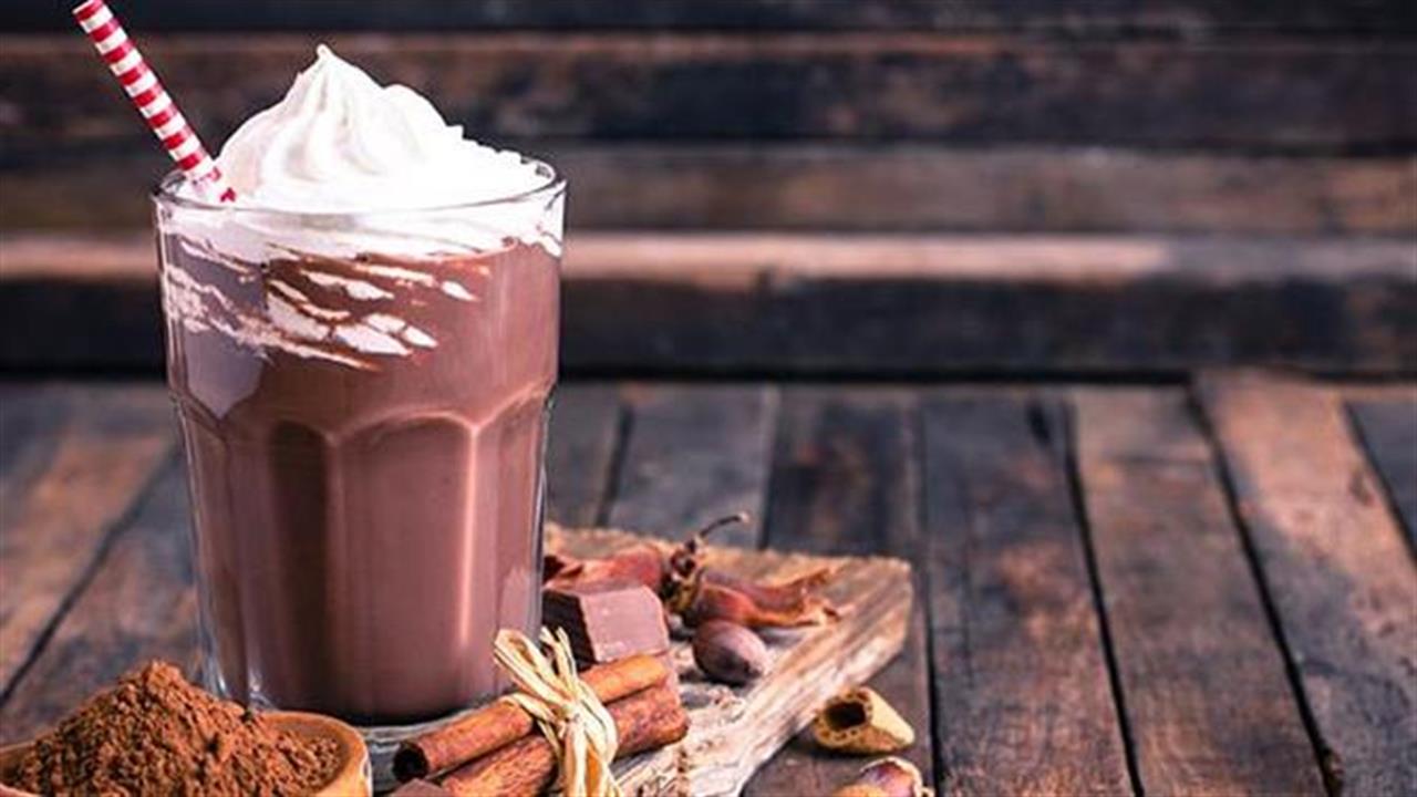 Συνταγές για να φτιάξεις την τέλεια κρύα σοκολάτα