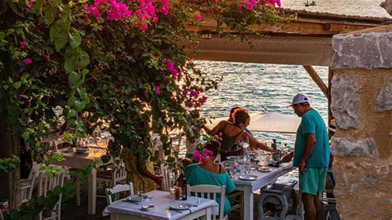 15 ελληνικές γωνιές που ονειρευόμαστε για το καλοκαίρι