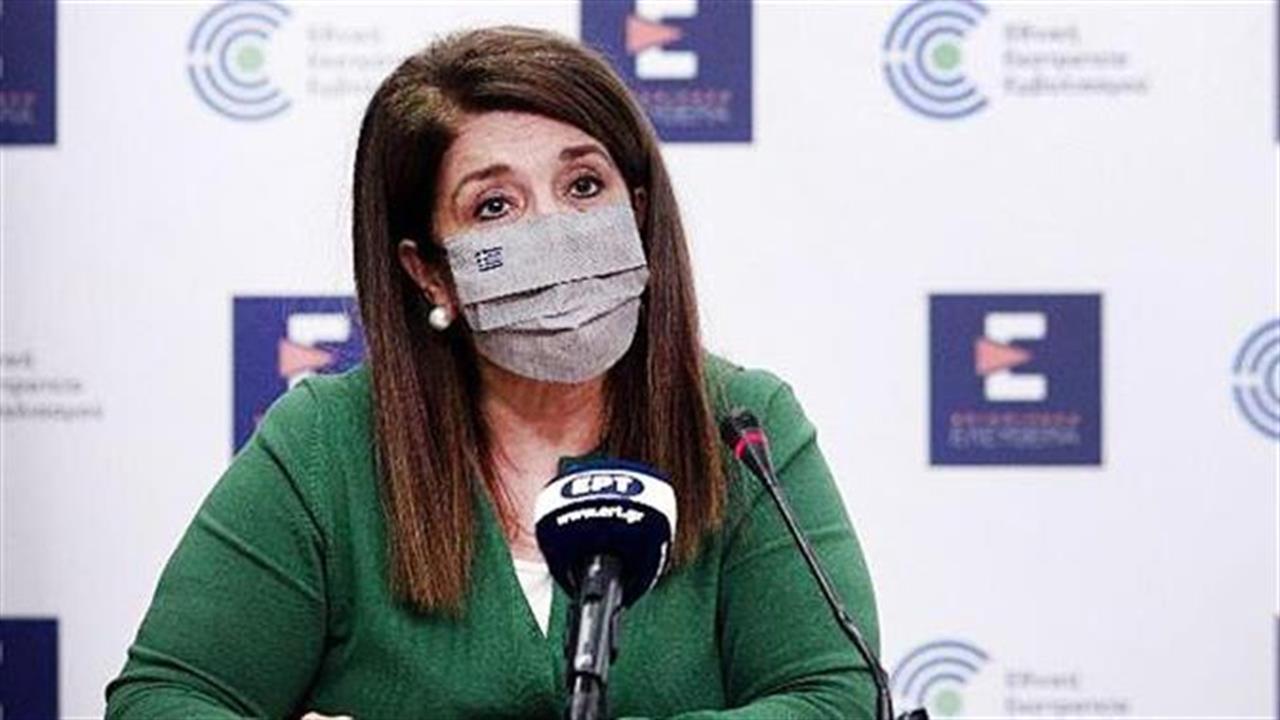 Παπαευαγγέλου: «Η διάμεση ηλικία των κρουσμάτων έπεσε στα 23»