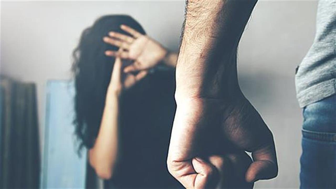 Την έσπασε στο ξύλο επειδή δεν του είπε «καλημέρα»