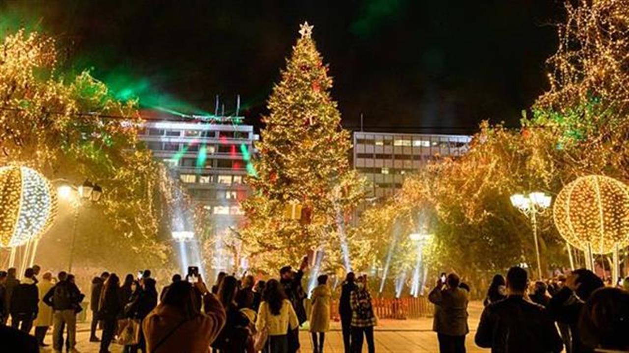 Φαντασμαγορικό το γιορτινό Σύνταγμα [φωτό]