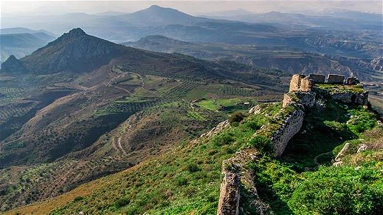 Μια τέλεια μονοήμερη στον Ακροκόρινθο