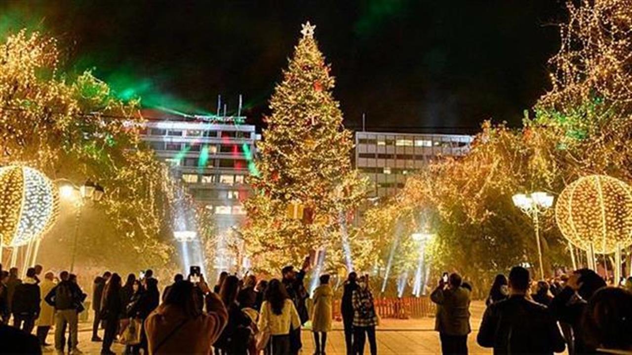 Ψηφίστε το ομορφότερο χριστουγεννιάτικο δέντρο της τελευταίας δεκαετίας