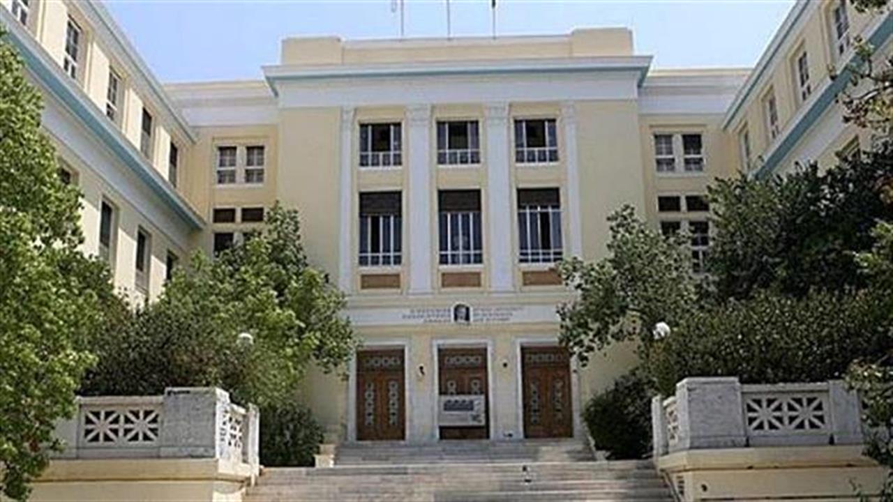Κατηγορούμενος για παιδεραστία και τοκογλυφία ο καθηγητής που έπεσε θύμα ξυλοδαρμού