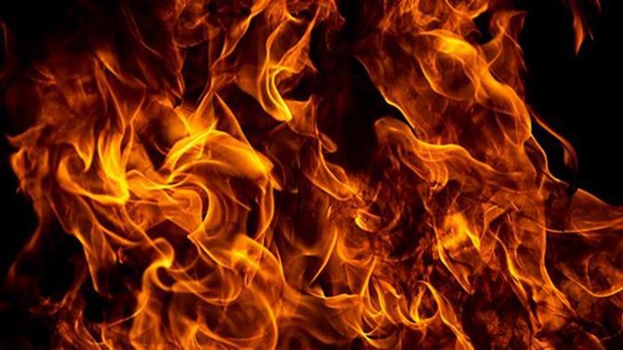 55χρονος έλουσε με βενζίνη τη συζυγό του και της έβαλε φωτιά