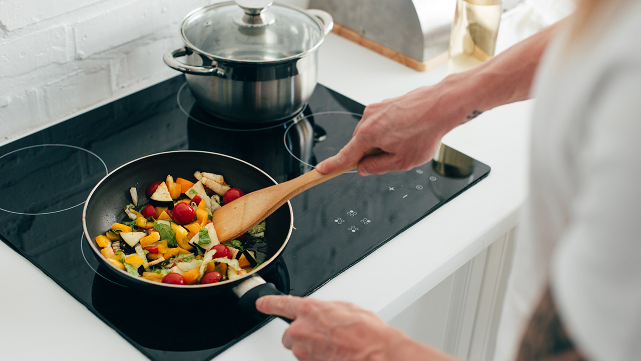 Οι τεχνικές των μεγάλων σεφ… στην κουζίνα σας