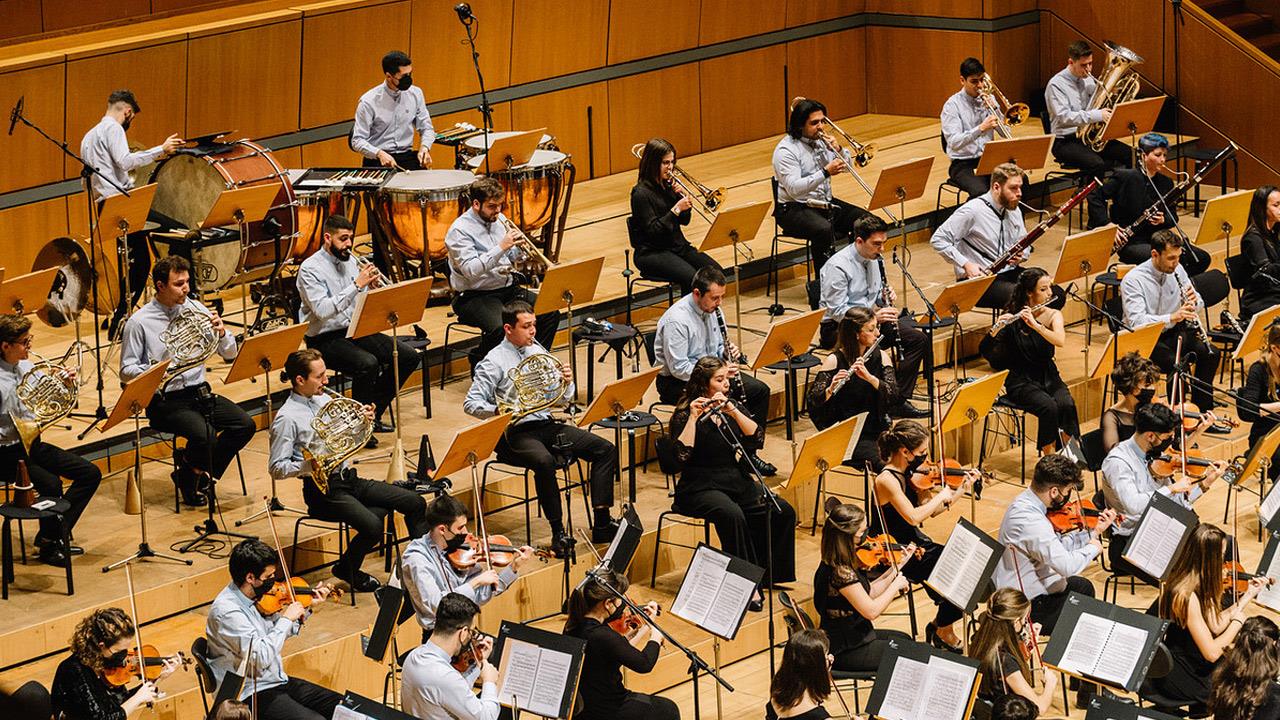 H Ελληνική Συμφωνική Ορχήστρα Νέων στο Μέγαρο Μουσικής