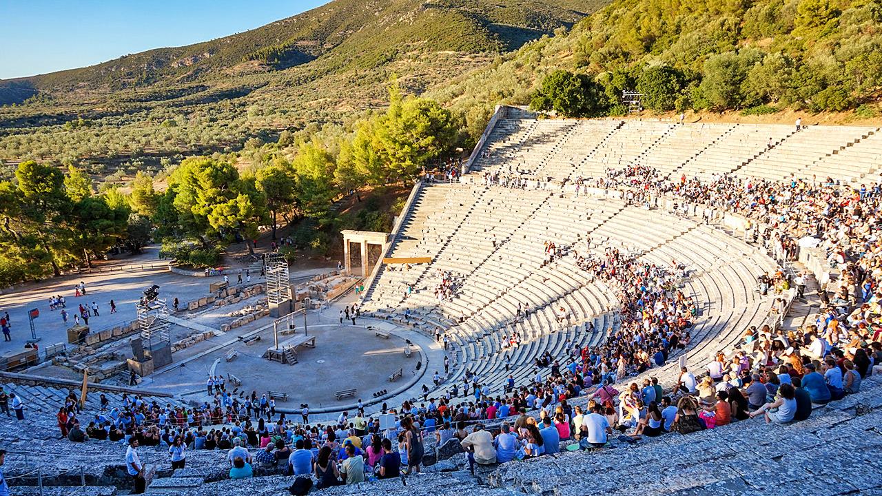 Τι θα γίνει όμως με τα γιούχα στην Επίδαυρο;