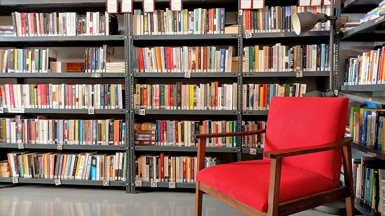 Στην Κυψέλη διαβάζεις δωρεάν βιβλία σε 56 γλώσσες