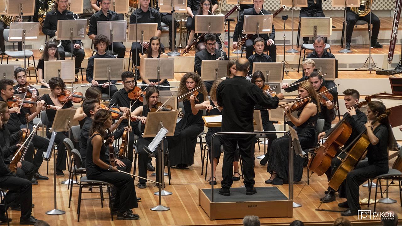 Ταξιδεύοντας στην κλασική εποχή με την Underground Youth Orchestra