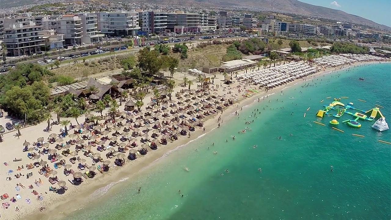 Η Ακτή του Ήλιου ανοίγει τις πόρτες της για τις πρώτες βουτιές