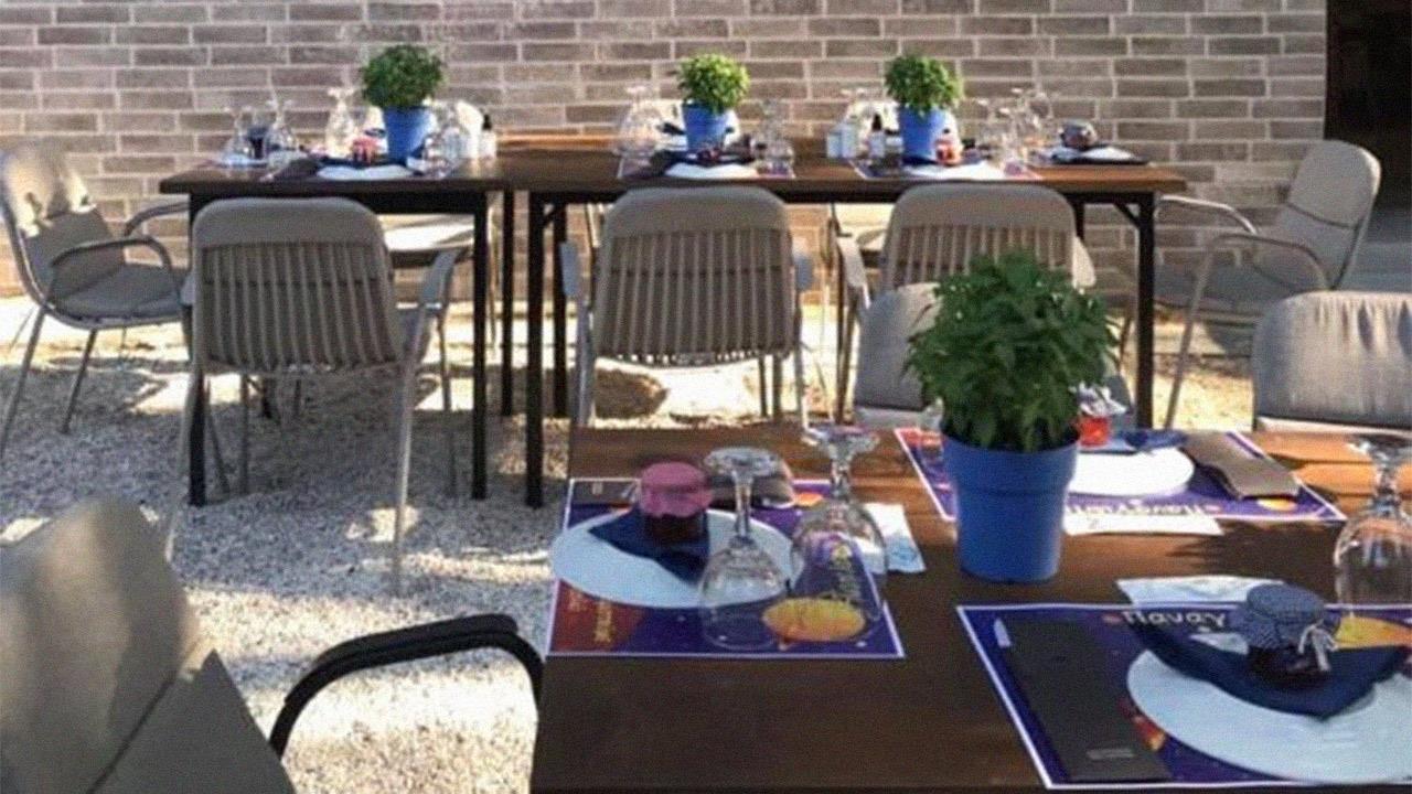 Στον Βασίλη στην Κηφισιά η παλιά αστική ταβέρνα ζει και Βασιλ-εύει