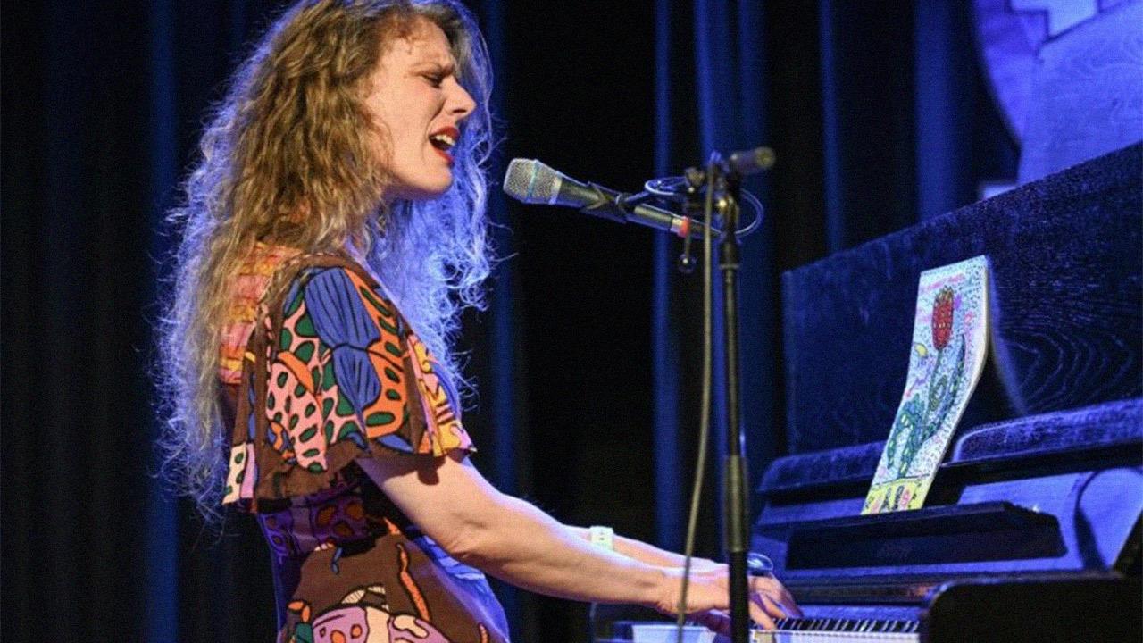 Η Kristin Berardi για μία και μοναδική εμφάνιση στο Half Note με το P-A-TΗ Trio