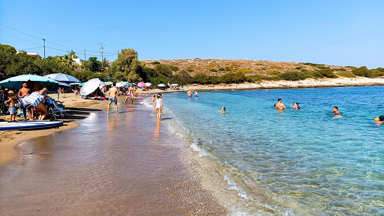 Η Τσονίμα έχει την ωραιότερη αμμουδιά της Αττικής