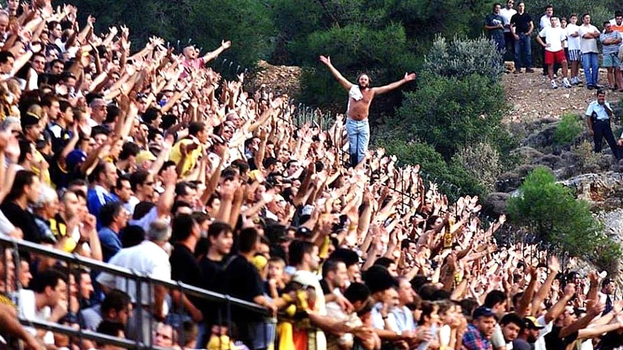 Τα κουρέλια τραγουδάνε ακόμα για την Αεκάρα σου, Δημήτρη Χατζηχρήστο