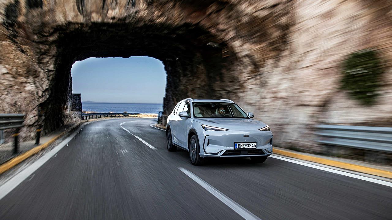 Οδηγούμε το αμιγώς ηλεκτρικό SUV Geely EX5