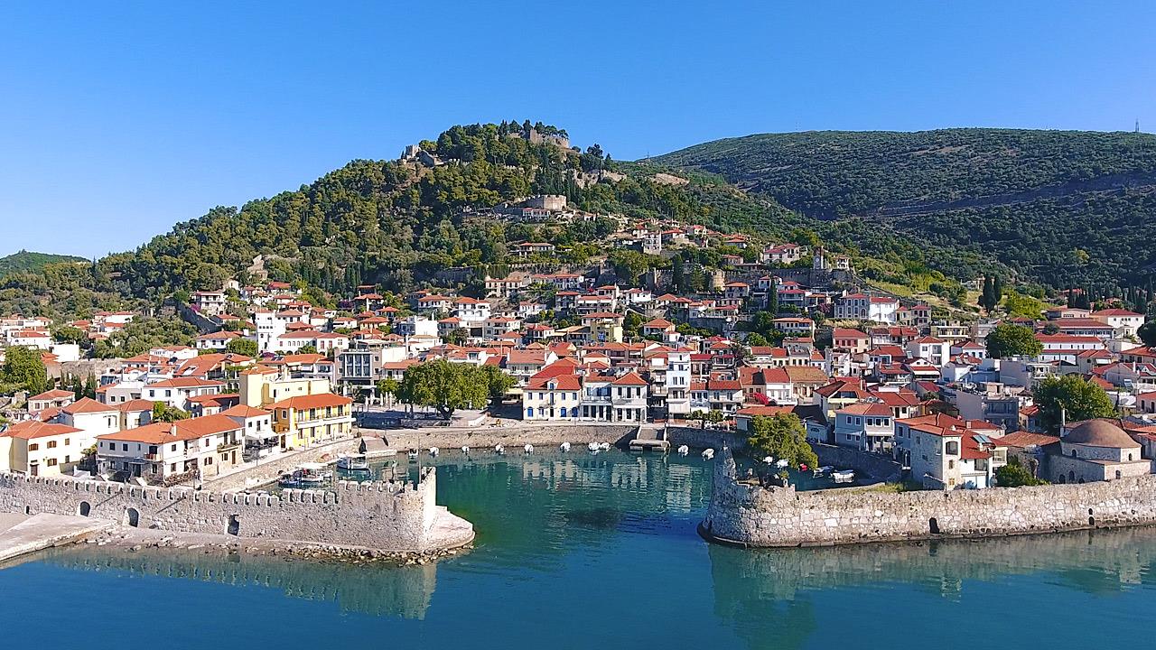 Στη Ναύπακτο για το τέλειο καλοκαιρινό ΣΚ