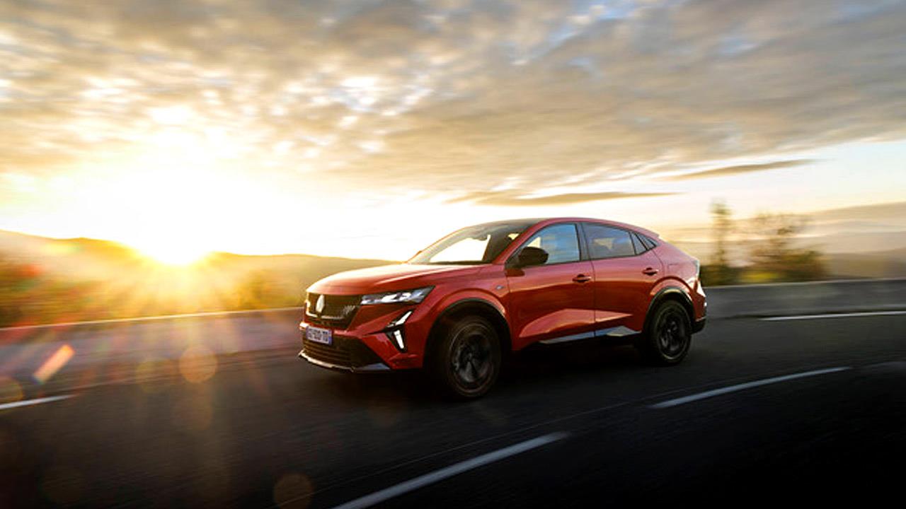 Renault Rafale E-Tech 4x4 300 ίπποι: Έως και 100 χλμ. σε πλήρως ηλεκτρική λειτουργία