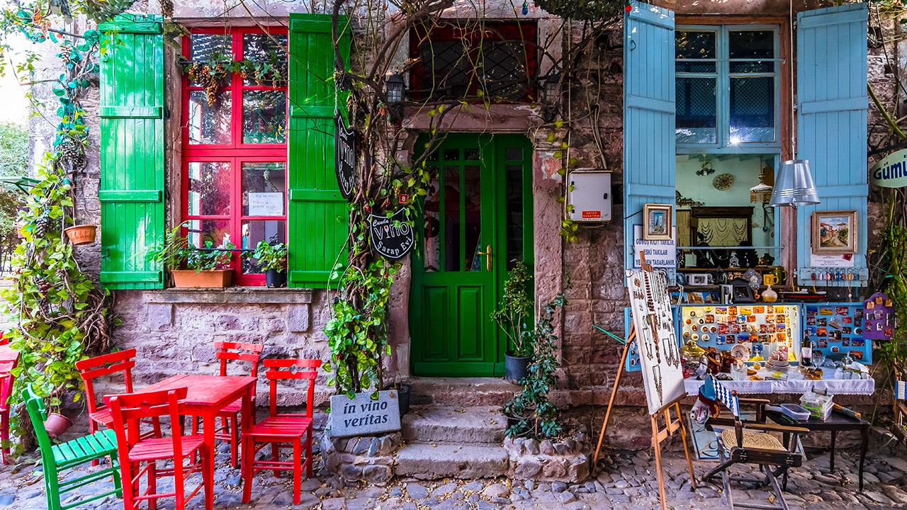 Τι να αγοράσω από το Αϊβαλί;