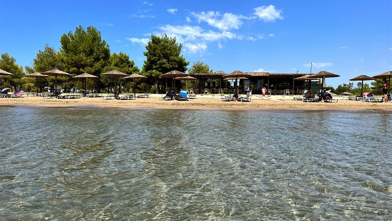 Ξέρεις τι μαγικό μέρος είναι το Πόρτο Σκρόφα;