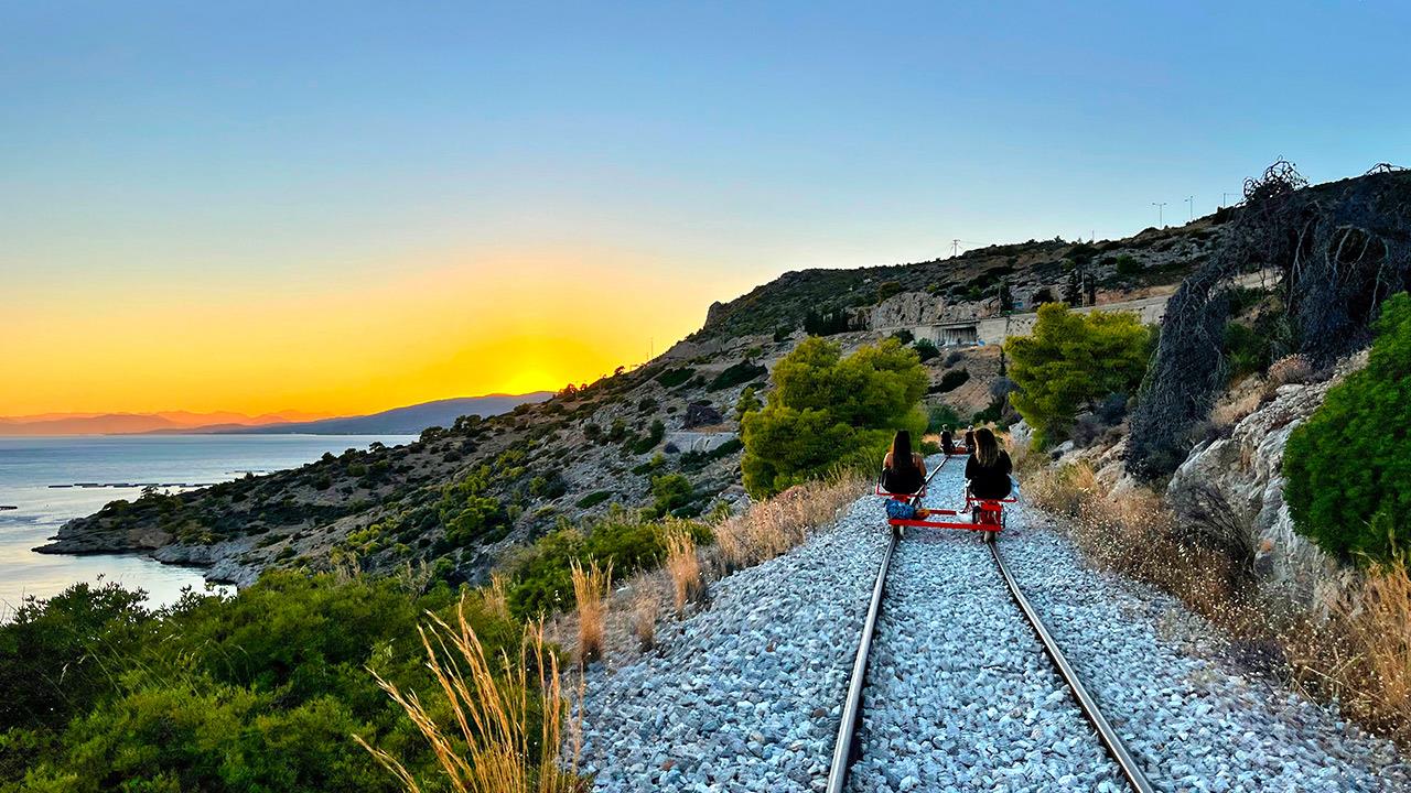 Κάναμε railbiking και ήρθαμε να σου πούμε γιατί πρέπει να κάνεις κι εσύ