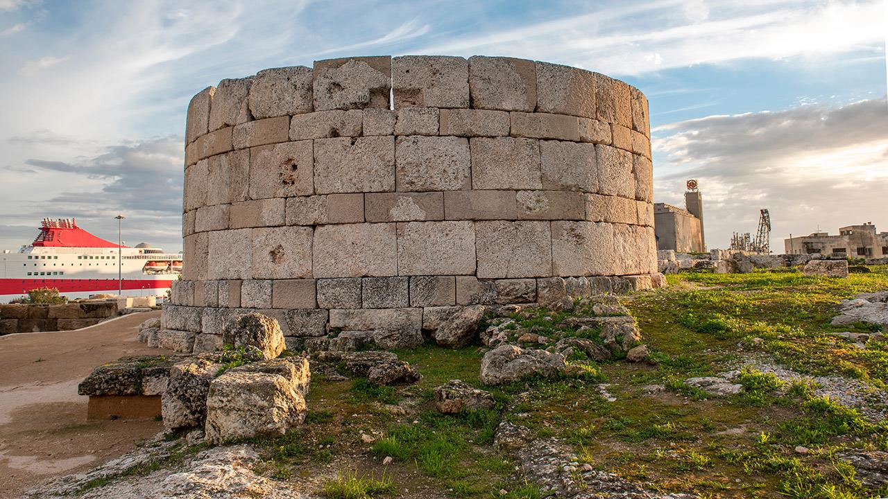 Πόσα ξέρεις για την (αρχαία) ιστορία του Πειραιά;