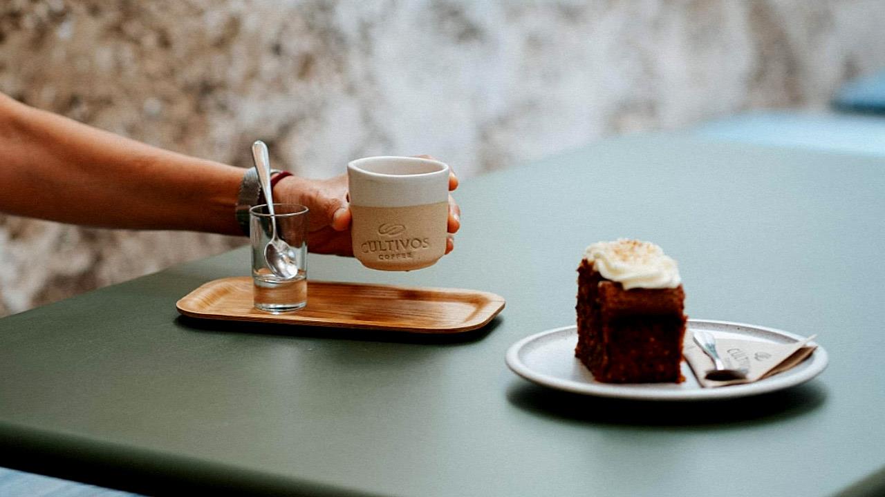Τα café της Κυψέλης φτιάχνουν τον Οκτώβρη μας