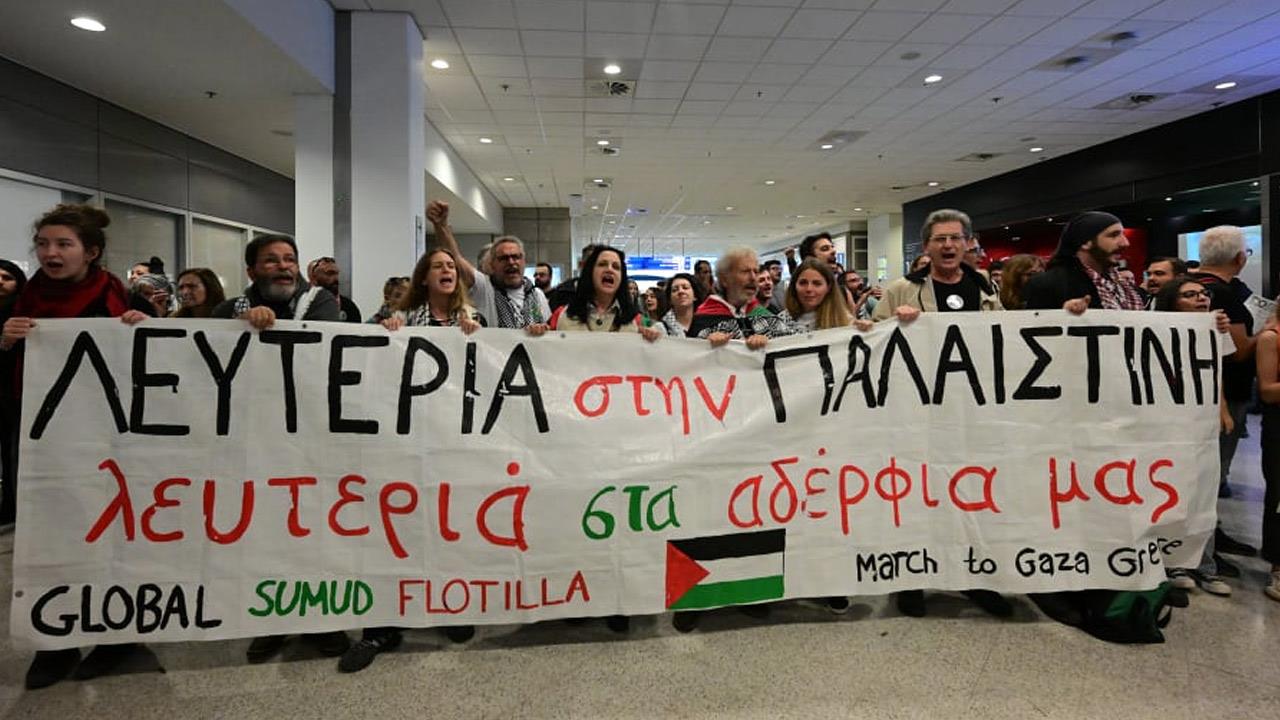 Επιστρέφουν σήμερα οι 27 Έλληνες του στολίσκου για τη Γάζα
