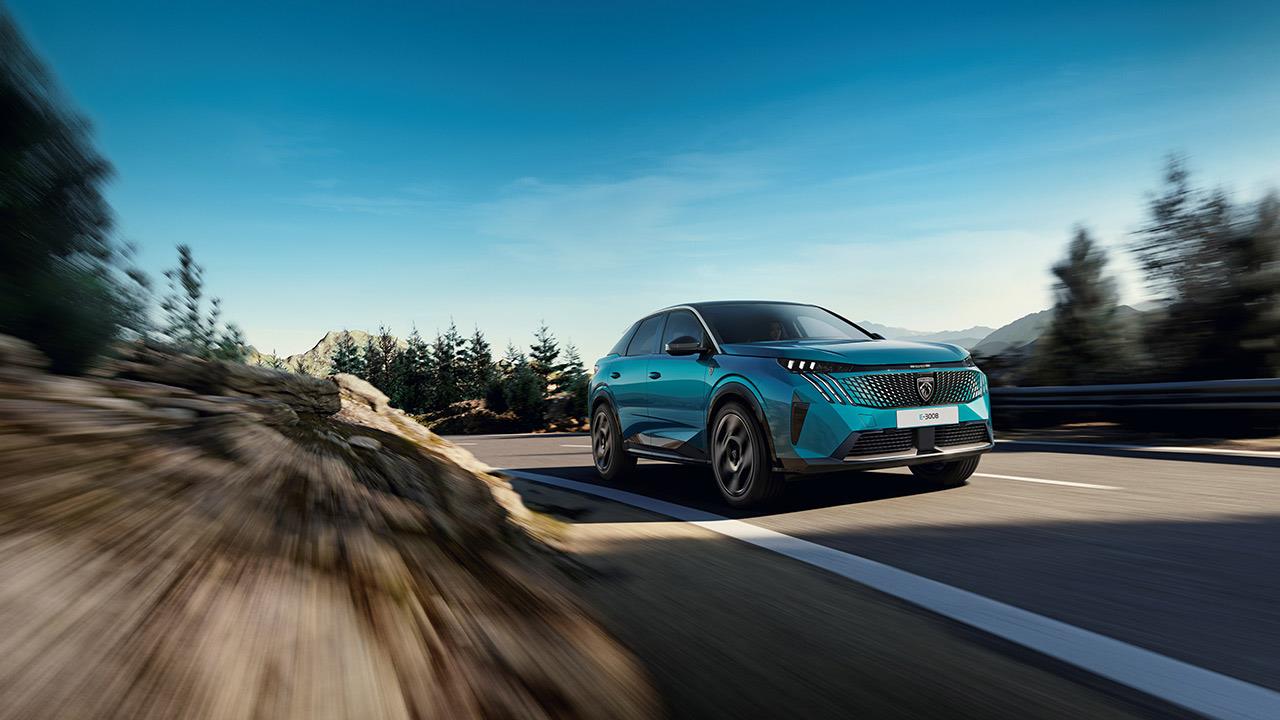 Από 48.900 ευρώ το Peugeot E-3008 Dual Motor AWD 325 ίππων