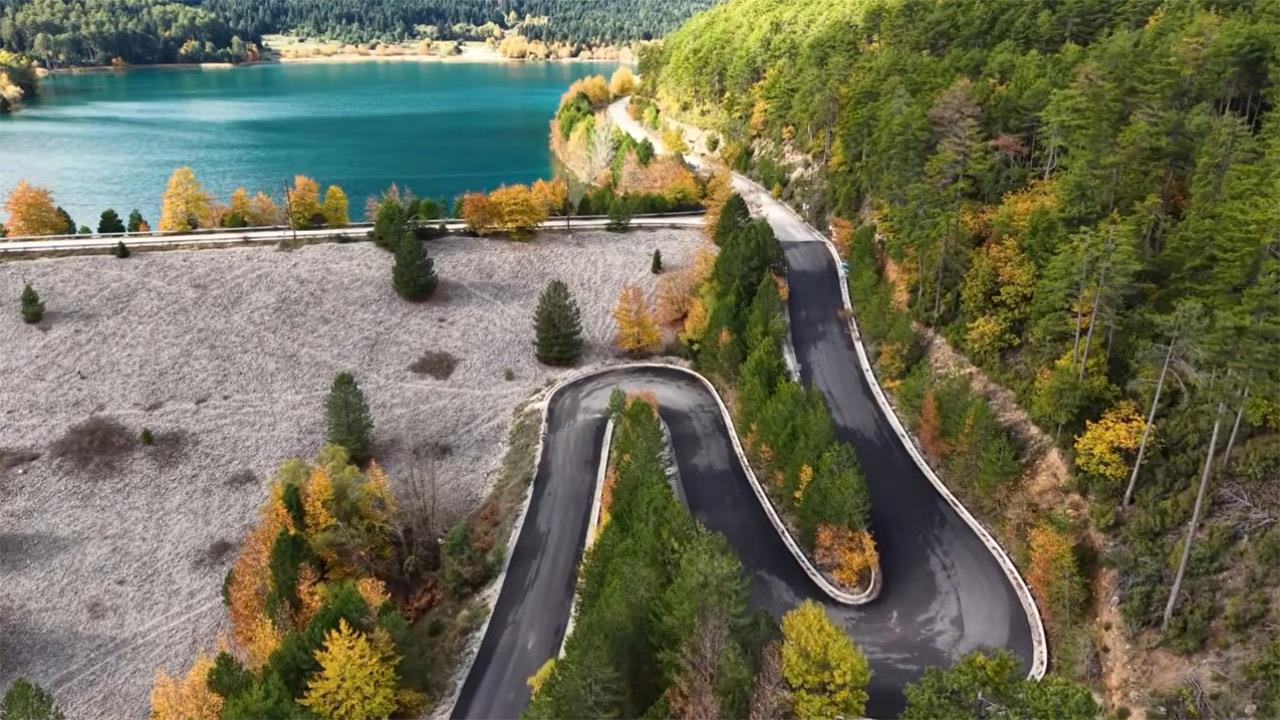 Είναι αυτός ο ωραιότερος δρόμος της Ελλάδας; 