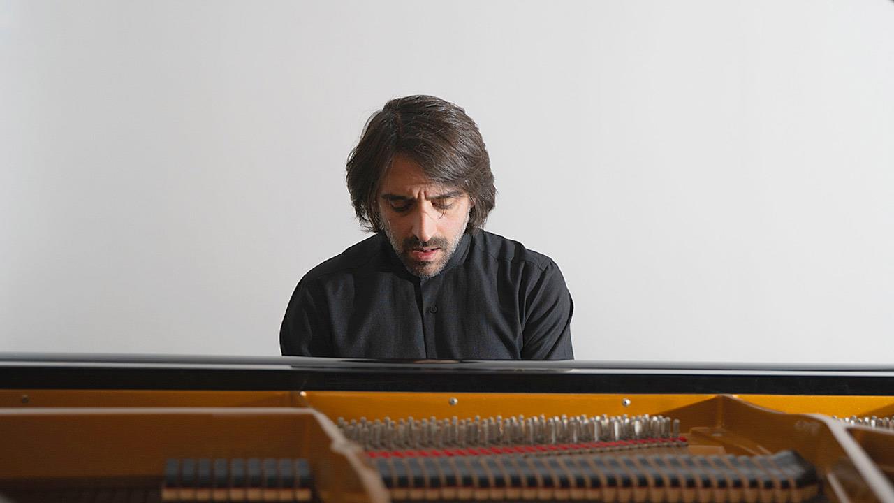 Σοστακόβιτς…υπό το σεληνόφως με τους Ηλία Σδούκο και Μάνο Κιτσικόπουλο στο Μέγαρο Μουσικής