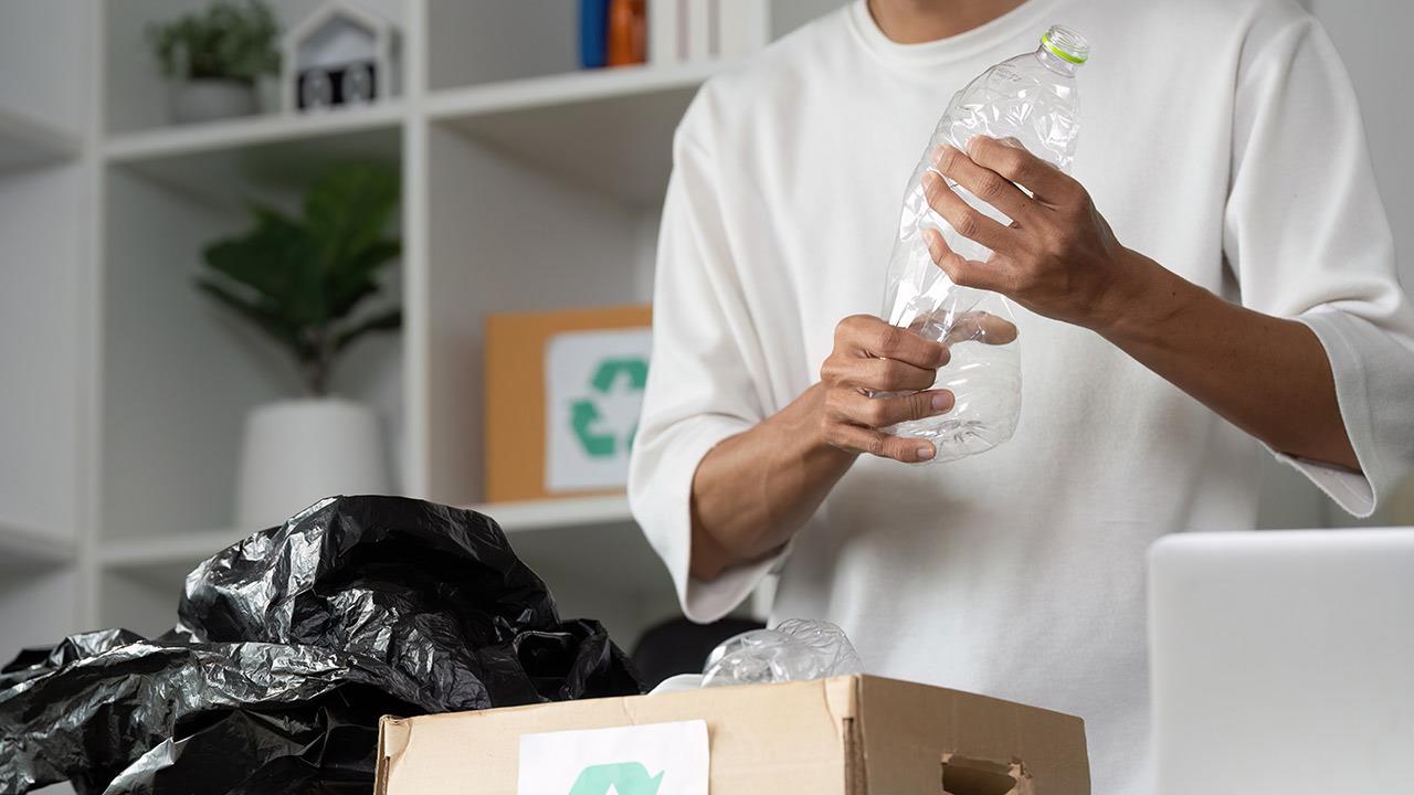 Πως να ενσωματώσεις στο καθημερινό σου life-style πρακτικές βιωσιμότητας χωρίς… να το καταλάβεις