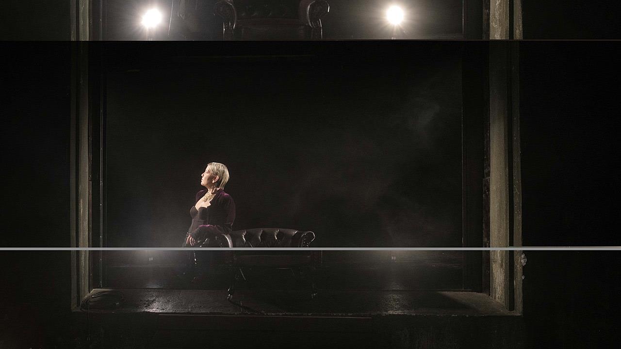 Ηλέκτρα Εντός: Ο Δημήτρης Τάρλοου φέρνει την αρχαία τραγωδία στο Θέατρο Πορεία