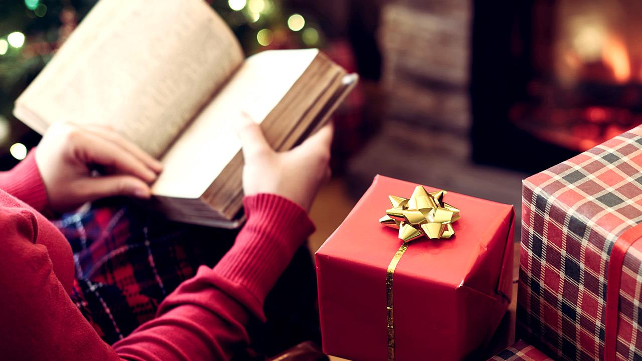 Τα βιβλία των γιορτών είναι και φέτος δώρο από εμάς