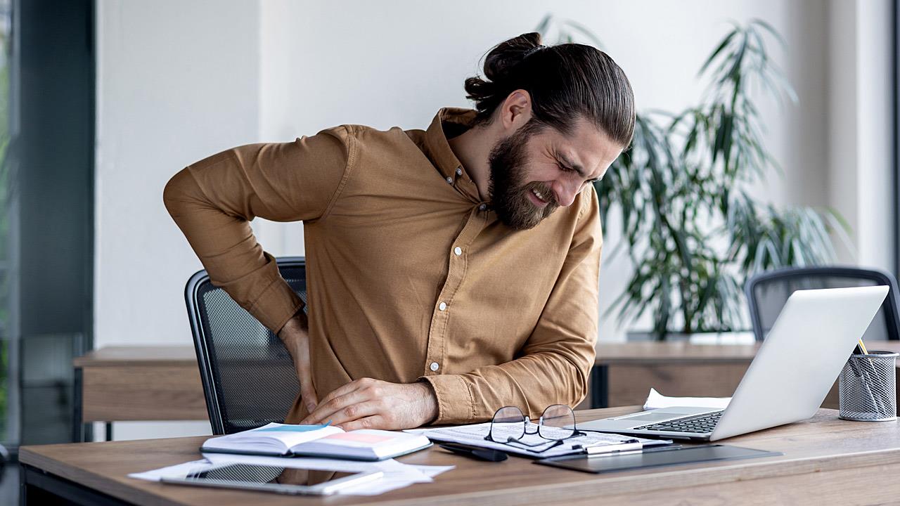 Συμβουλές για σωστή στάση σώματος αν κάνεις δουλειά γραφείου