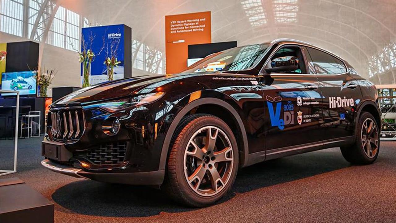 Η Stellantis επιταχύνει την αυτοματοποιημένη οδήγηση