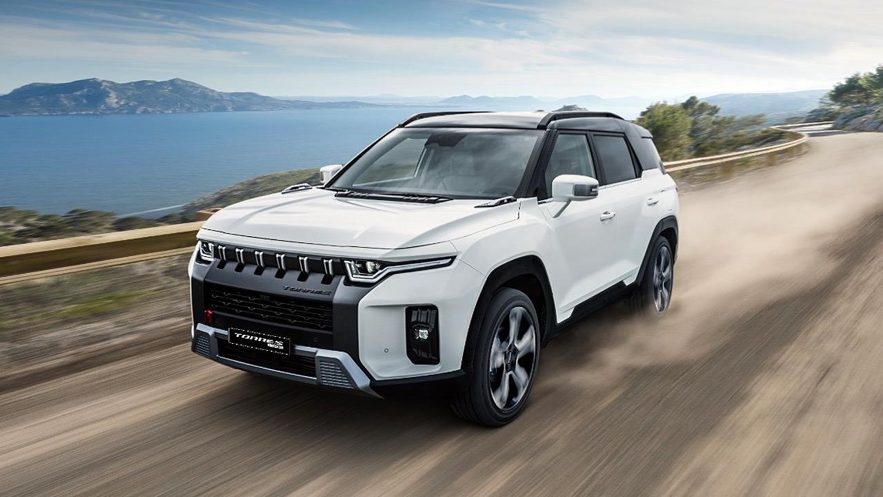 Νέο KGM Torres HEV: Συνδυάζει τις επιδόσεις με τη χαμηλή κατανάλωση