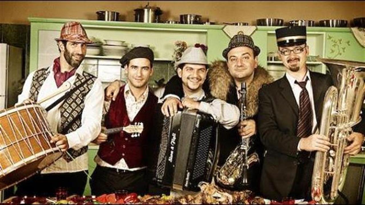 Cabaret Balkan: «Η μουσική πρέπει να διαδίδεται, όχι να πωλείται»