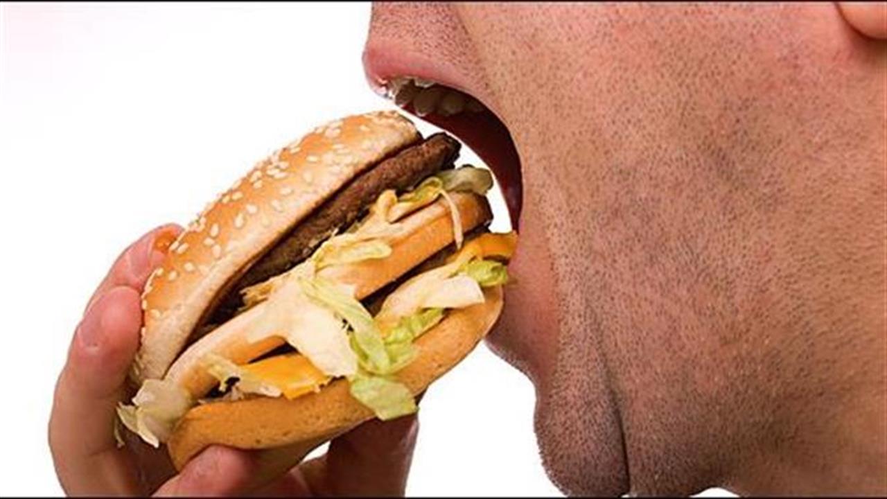 Junk food: Όταν πεινάει το μυαλό