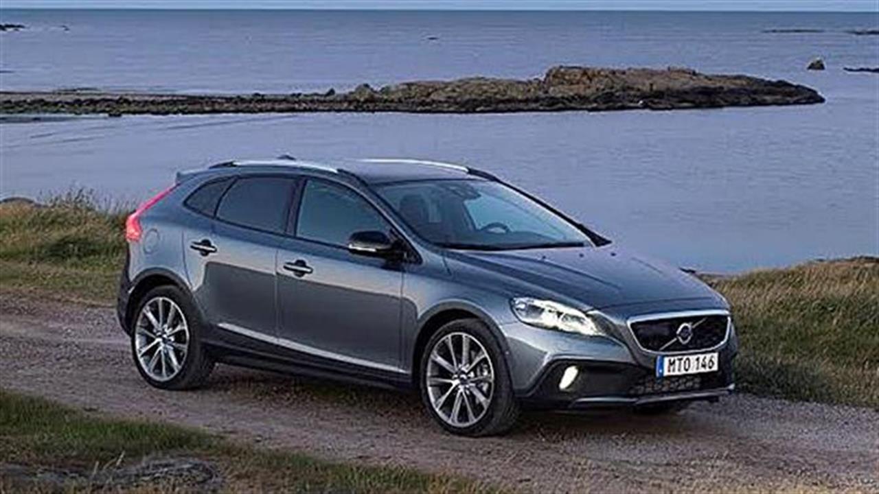 Volvo V40: Με 152 ίππους και αυτόματο κιβώτιο