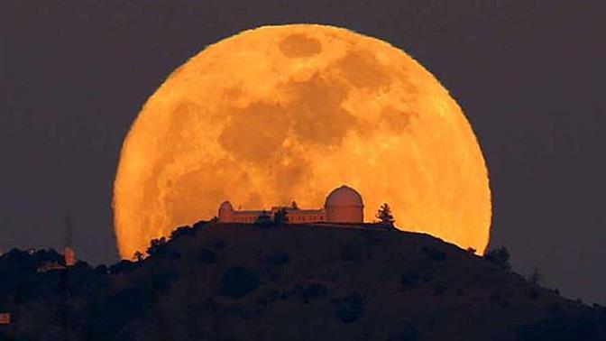 Σήμερα η αυγουστιάτικη Πανσέληνος με έκλειψη σελήνης