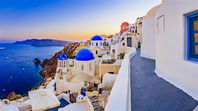Το Instagram βουτάει στο ελληνικό καλοκαίρι